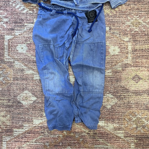 Datsusura Blue Jiu-Jitsu Gi - Picture 3 of 4